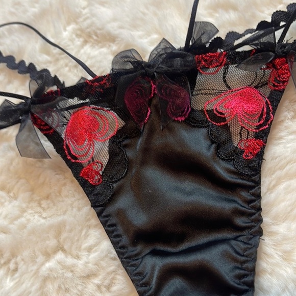 For Love & Lemons x Victoria's Secret Floral Thong Panty XXS Delicate Lace - Picture 4 of 8